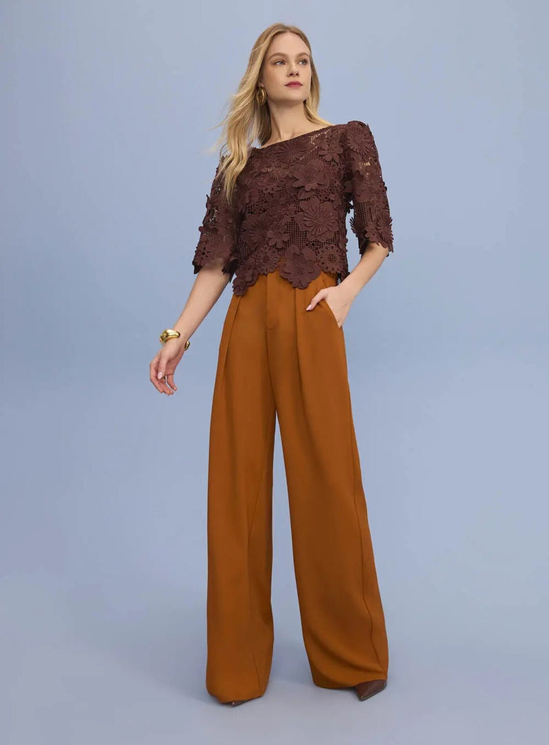 BLUSA GUIPIR 3D MARROM