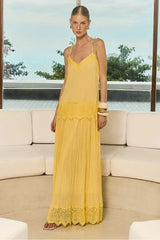 VESTIDO LONGO TARQUINADO COM RENDAS APLICADA AMARELO