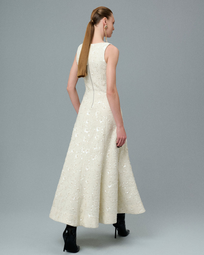 VESTIDO MIDI BORDADO