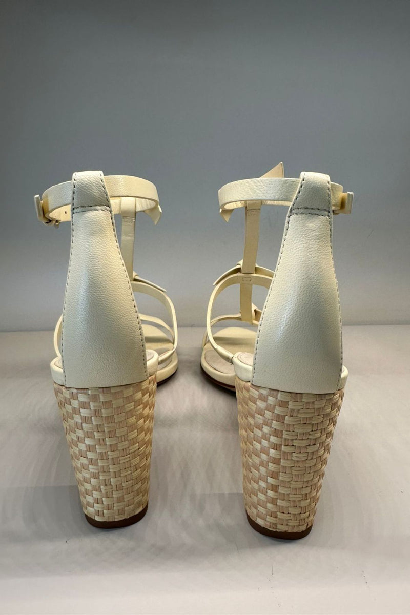 MAXI CLARITA RÁFIA 70 NUDE (CALÇADO SAND.LIA SAL)