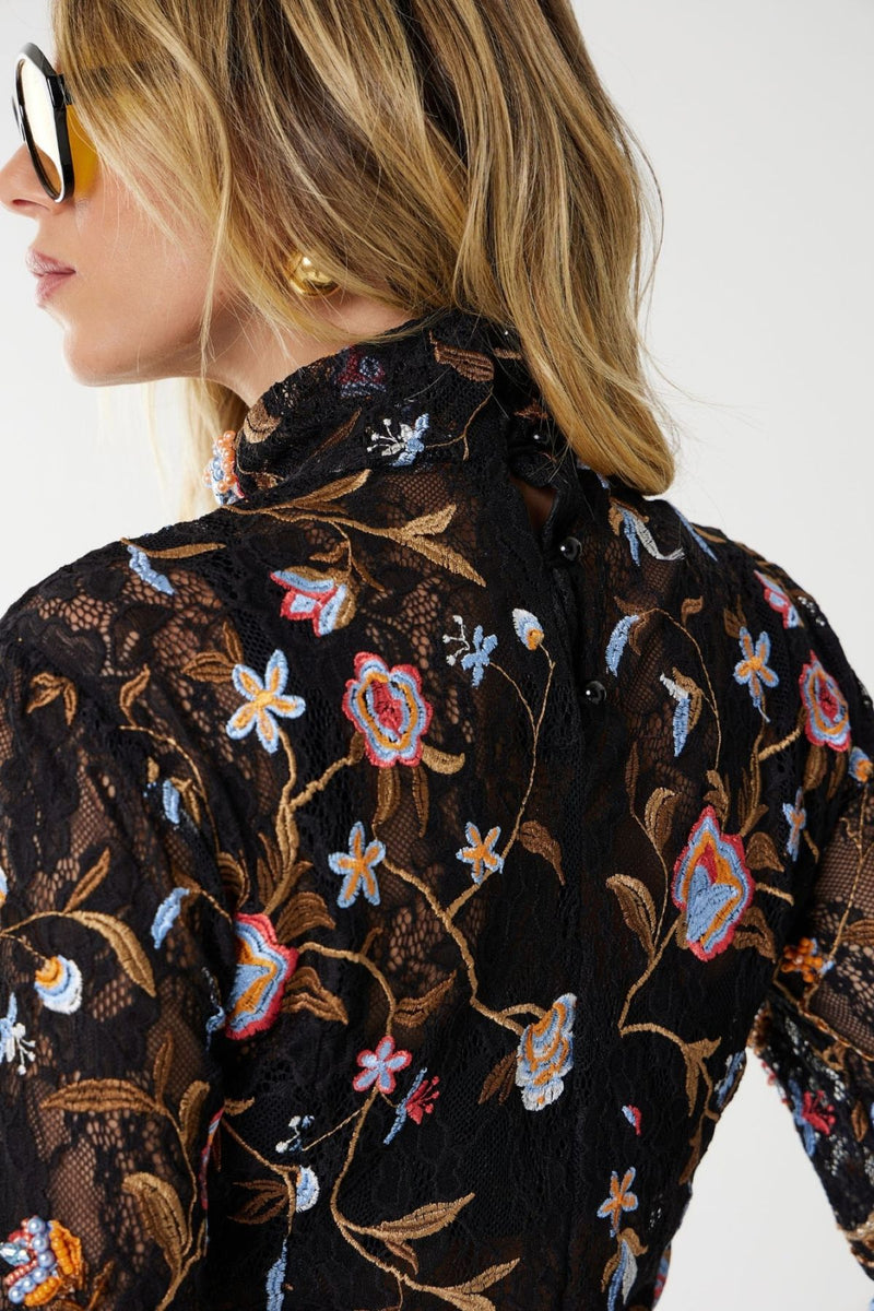 BLUSA RENDADA FLORAL CAROL