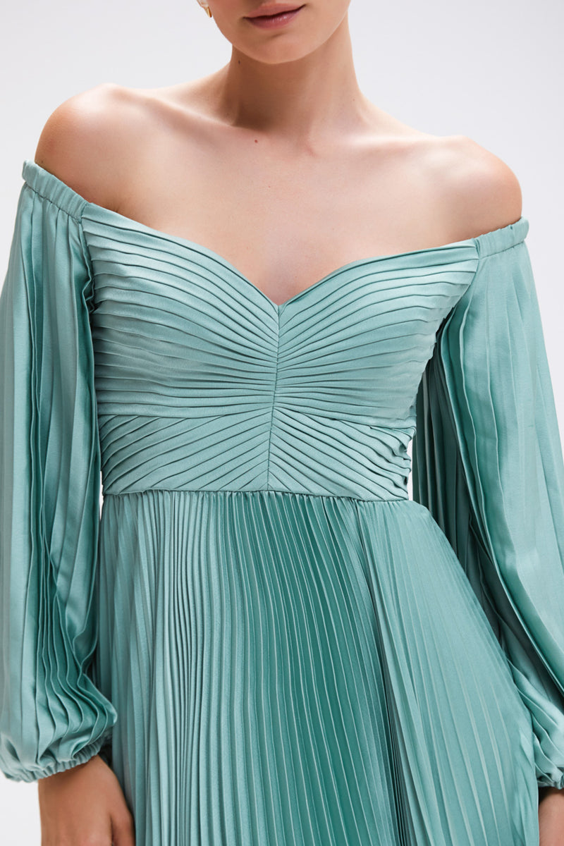 VESTIDO LONGO PLISSADO PATBO VERDE CLARO
