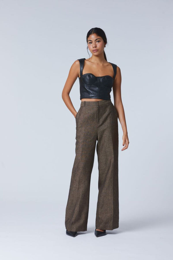 CALÇA AURÉLIA