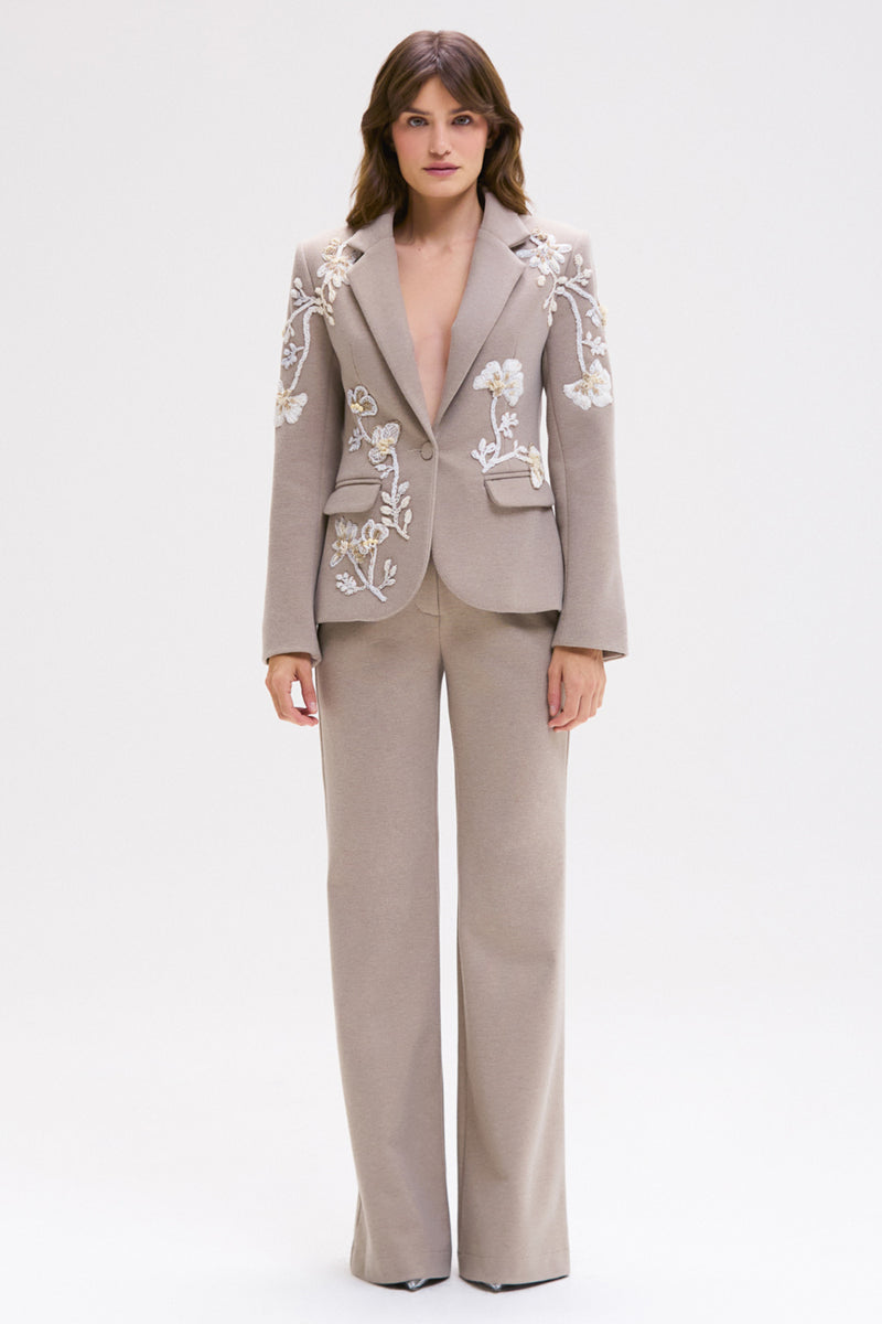 BLAZER CINZA COM FLORES BORDADAS PATBO