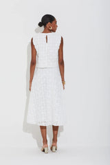 SAIA EM TULE BORDADO BRANCO