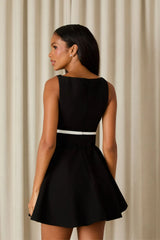 VESTIDO CURTO CAMILE CINTO LAÇO PRETO