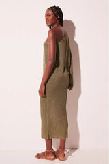VESTIDO MIDI SILHUETA VERDE