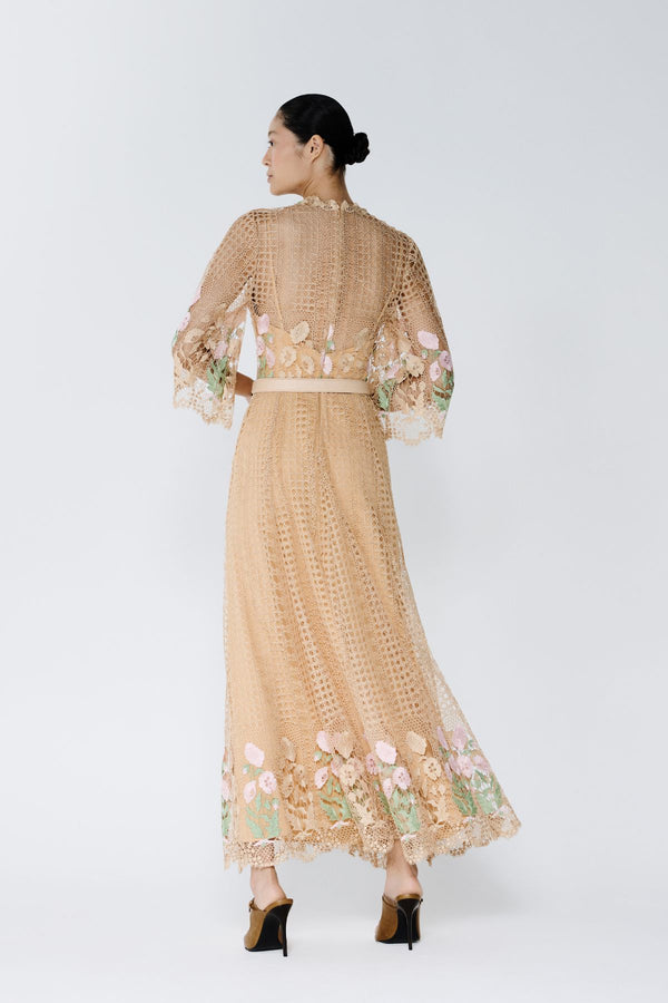 VESTIDO TELA SINFONIA DAS FLORES COM MANGA