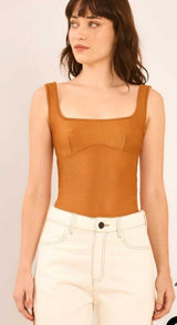 REGATA COM RECORTES CARMEL