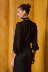 BLUSA GOLA ALTA MIX TECIDO PRETO