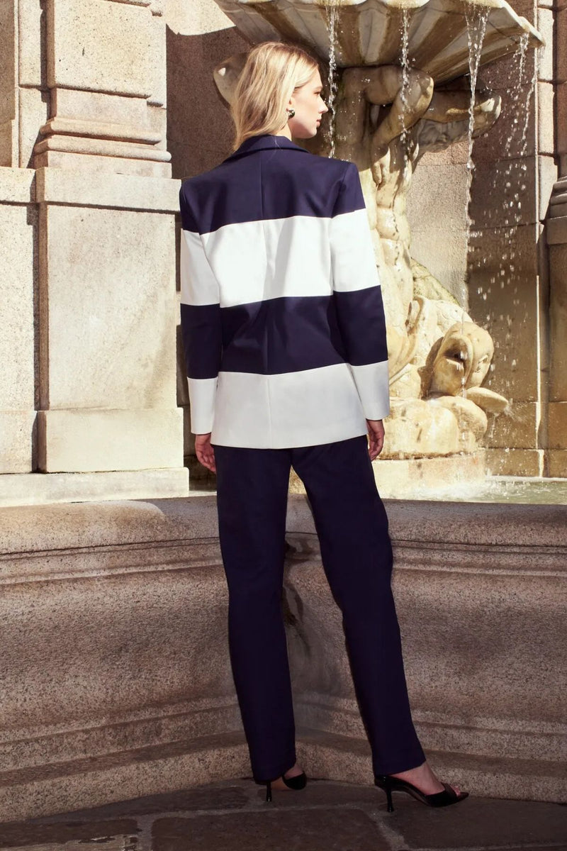 CONJUNTO BLAZER E CALÇA OFF E MARINHO