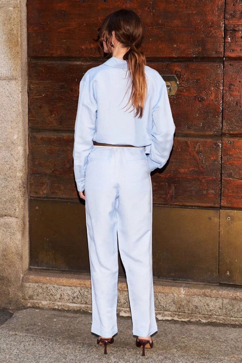 CONJUNTO CAMISA E CALÇA CENOURA