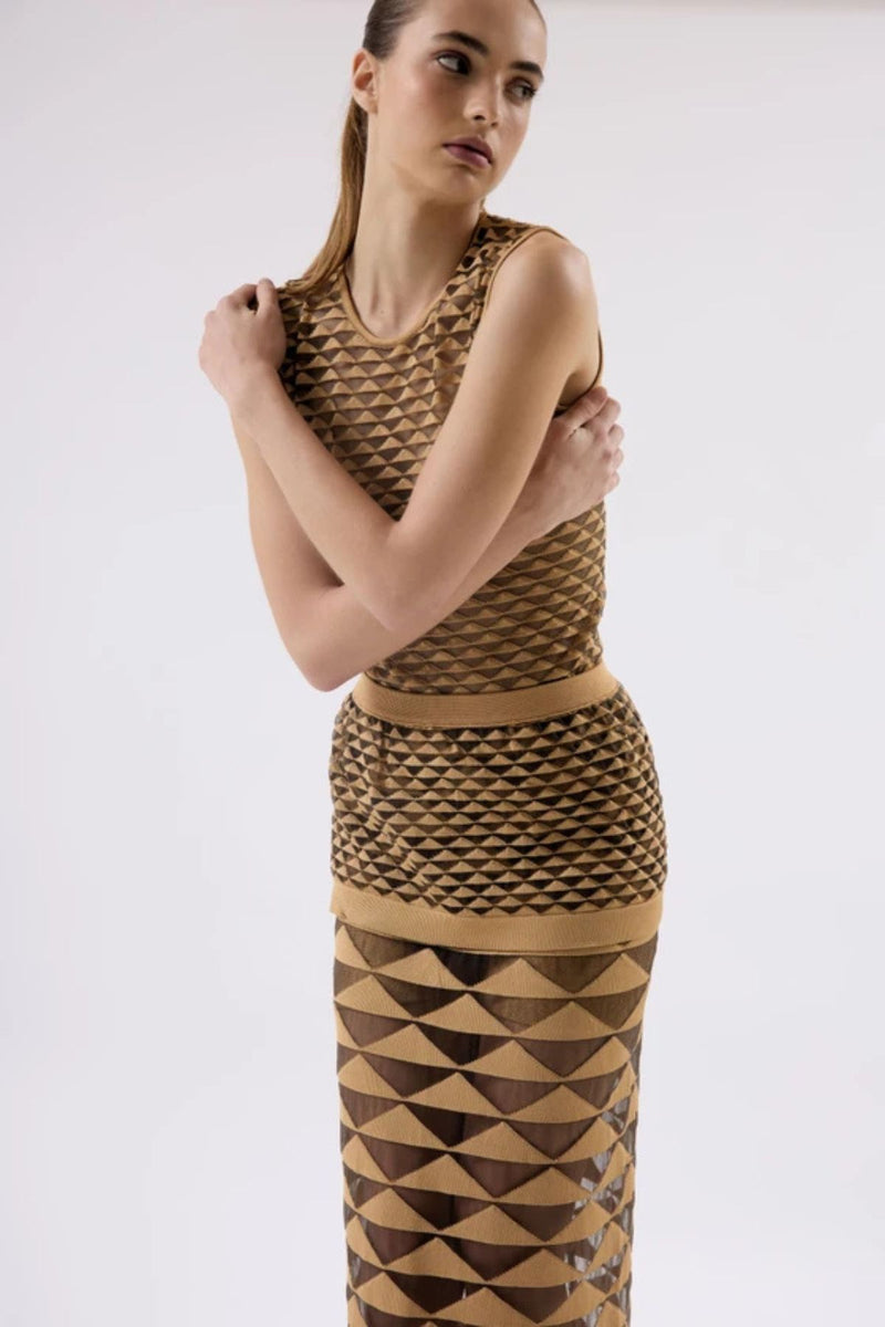 REGATA TRIÂNGULO MEREDITH OCRE