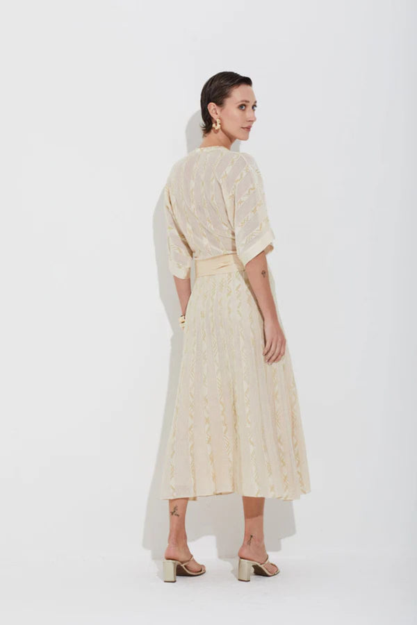 SAIA TRICOT TELA JACQUARD DOURADO
