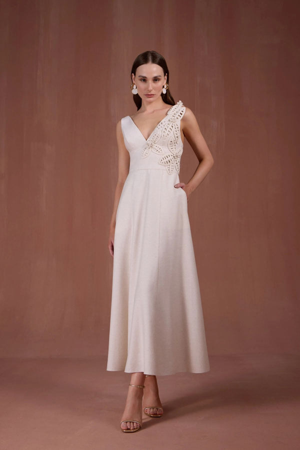 VESTIDO MIDI COM APLICAÇÕES