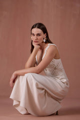 VESTIDO MIDI COM APLICAÇÕES
