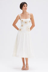 VESTIDO EM LINHO PATBO COM FLORES BORDADAS